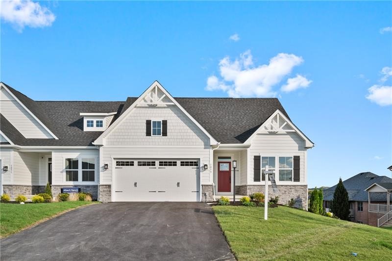 1052 Blackthorne Drive — photo 1
