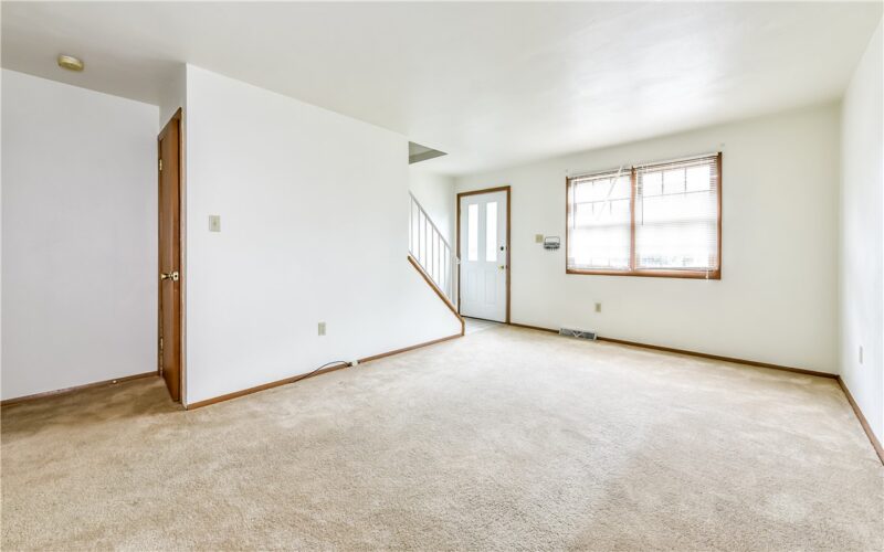 515 Barclay Ave — photo 6