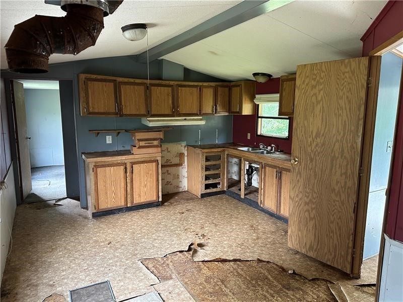 5676 PA 711 — photo 6