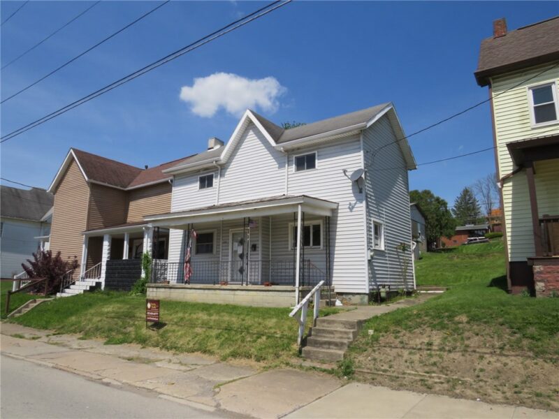 320 S Broadway St — photo 2