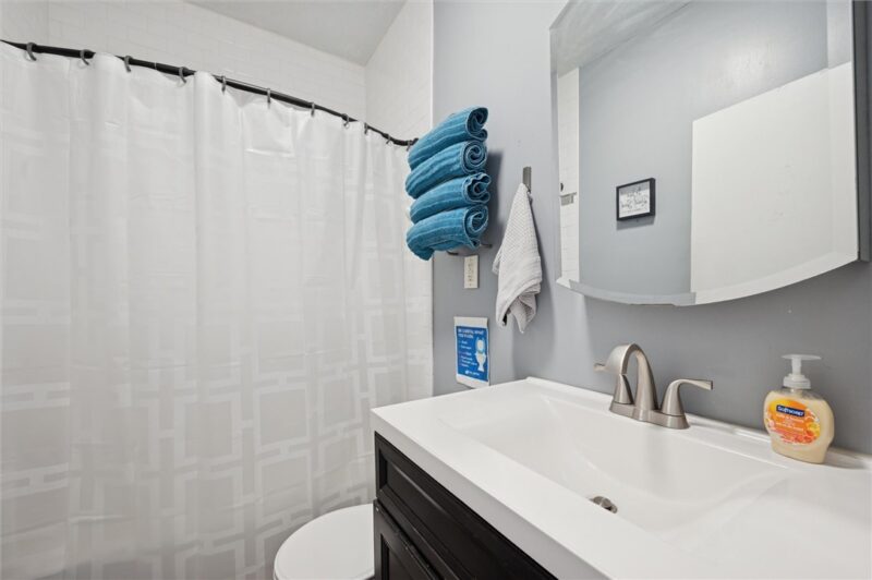 1907 Larkins Way — photo 8