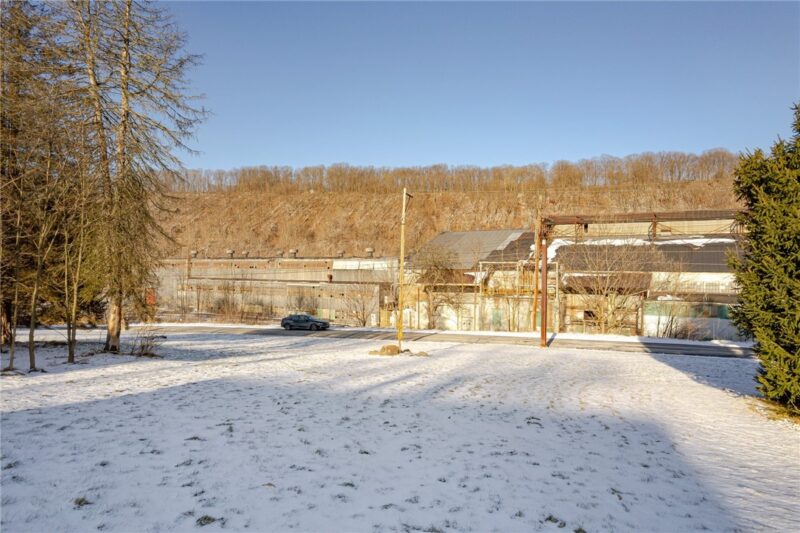 109 1st Ave. — photo 3