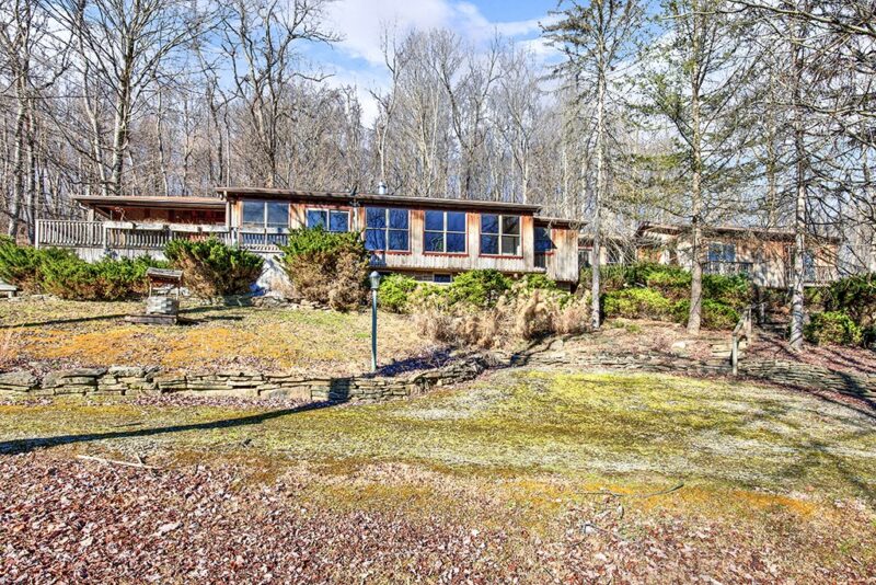 254 Light Ln — photo 2