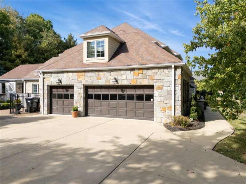 2080 Saint Ann Common — photo 3
