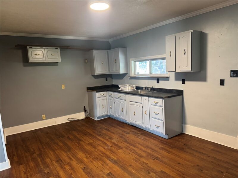 1902 Kenneth Ave — photo 5