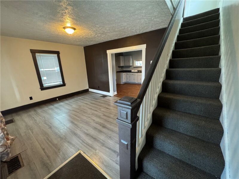 1902 Kenneth Ave — photo 8