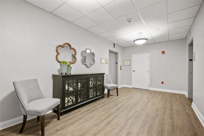306 4th Ave 401 — photo 8