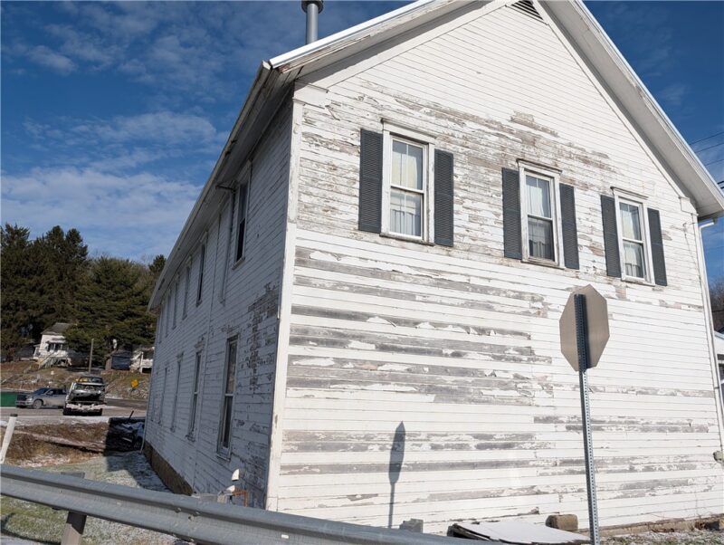 176 Main St — photo 4