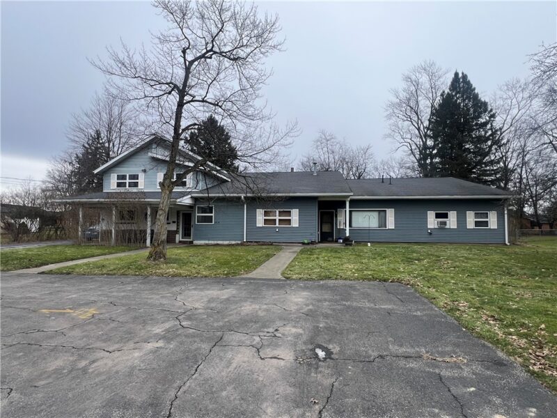 129 S Buhl Farm Drive — photo 2