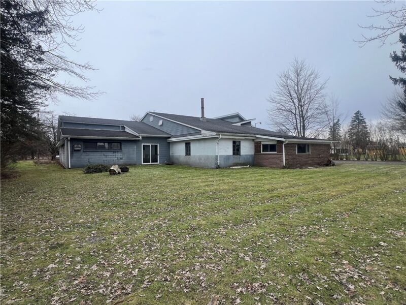129 S Buhl Farm Drive — photo 5