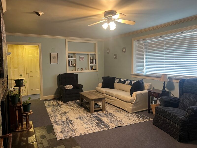 129 S Buhl Farm Drive — photo 6