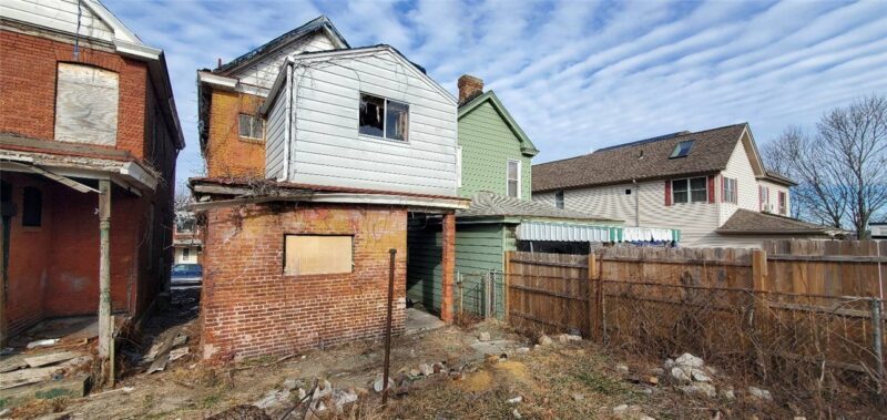 320 W 14TH AVENUE — photo 6