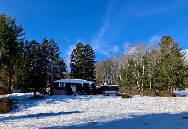 219 Meadow Drive — photo 1