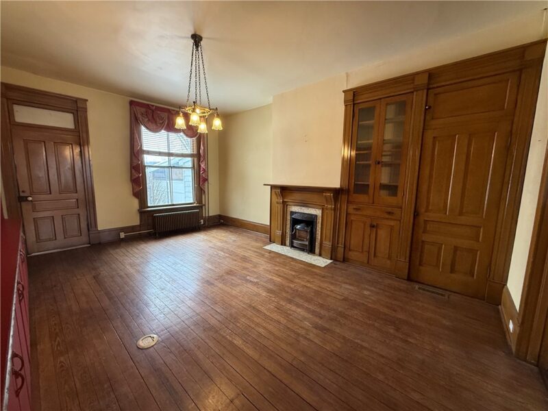 205 E High Street — photo 7