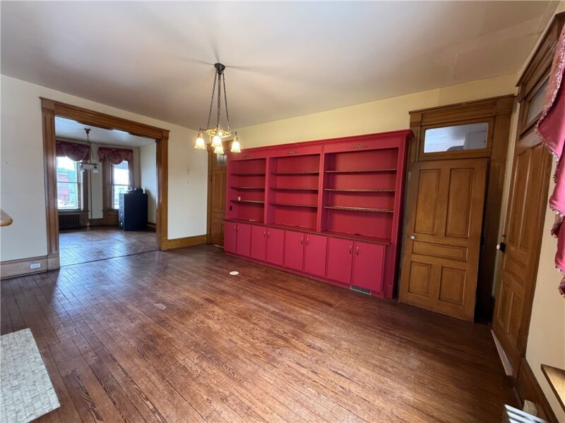 205 E High Street — photo 8