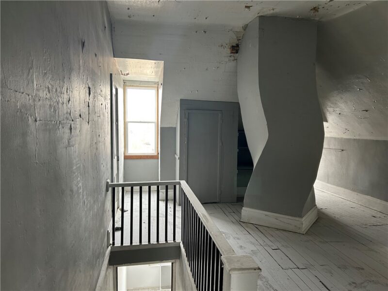 210 S Spring St — photo 5