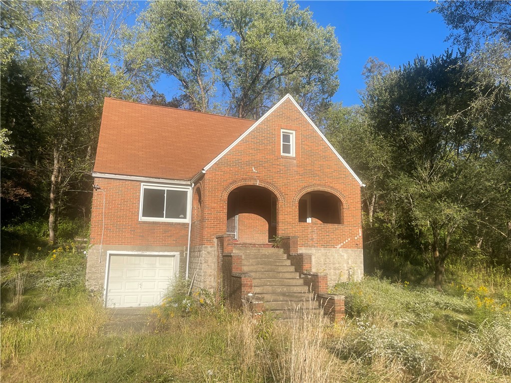 102 Turnbull Ln — photo 1