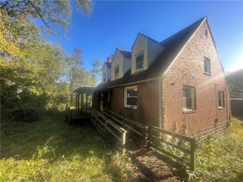 102 Turnbull Ln — photo 3