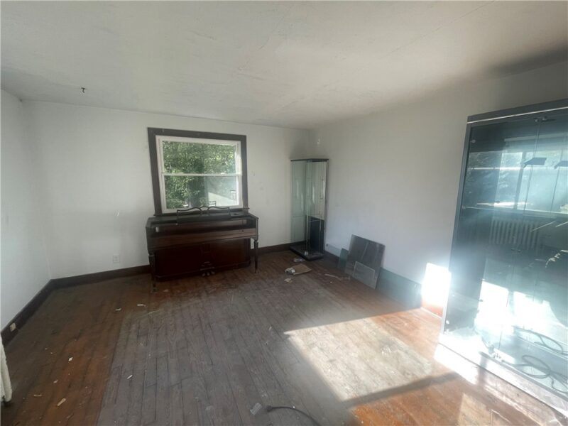 102 Turnbull Ln — photo 4