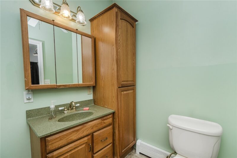 105 Orchard Ave/ 140 Church Aly — photo 8