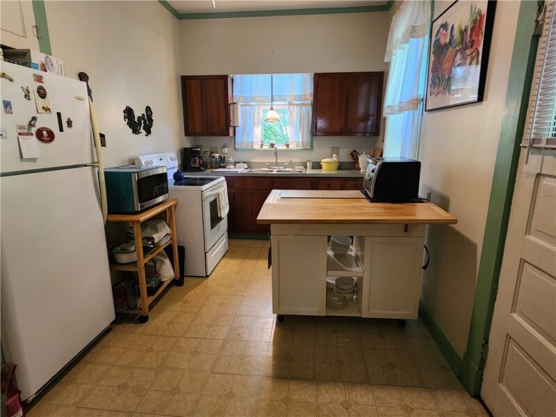 408 E Garfield Ave — photo 7