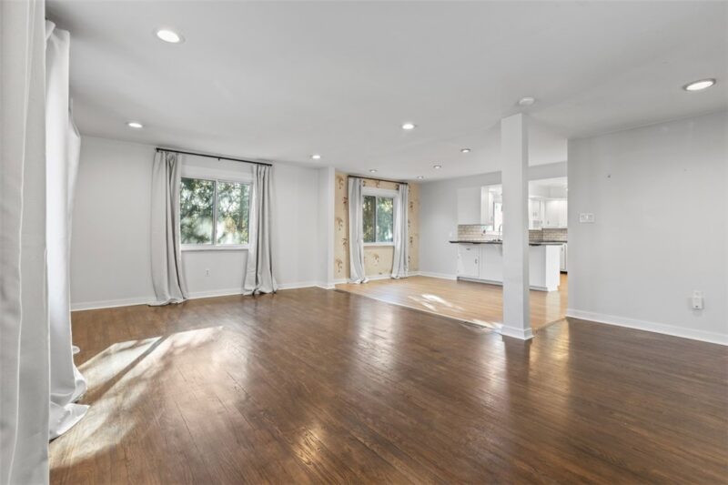 2219 Hill Rd — photo 8