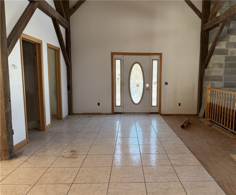 461 GROVE STREET — photo 4