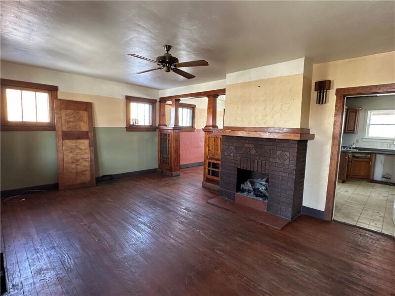 3733 Superior St — photo 2