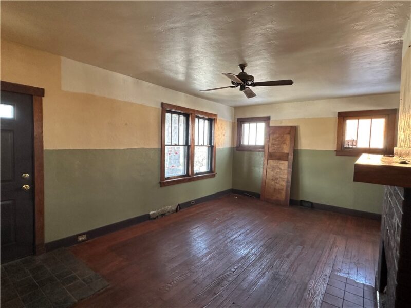3733 Superior St — photo 4