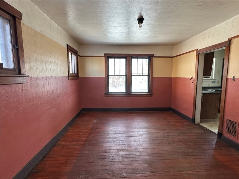 3733 Superior St — photo 5