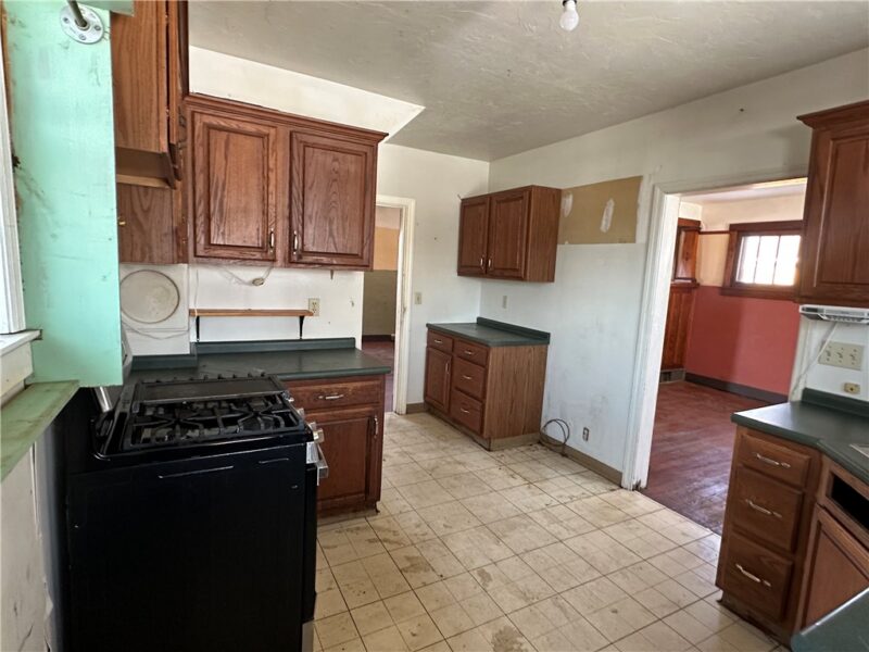 3733 Superior St — photo 8