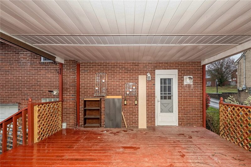 609 Regency Dr — photo 6