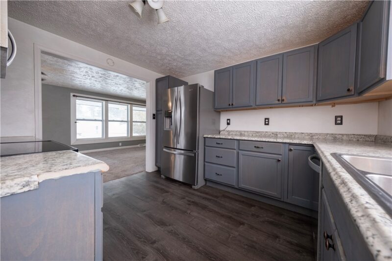 1020 Roosevelt Way — photo 2