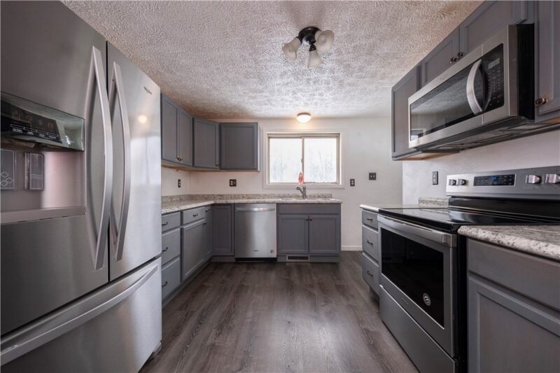 1020 Roosevelt Way — photo 3