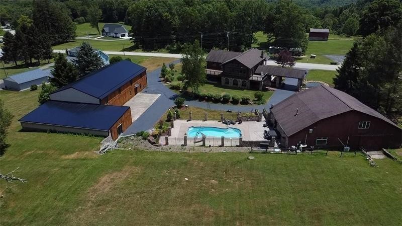 33 Chalkhill Ohiopyle Rd — photo 4