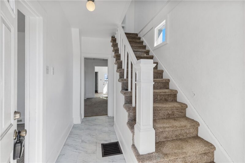 1206 Summerlea Ave — photo 3