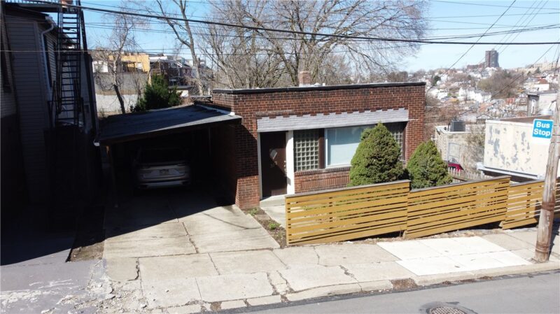 300 Shiloh Street — photo 3