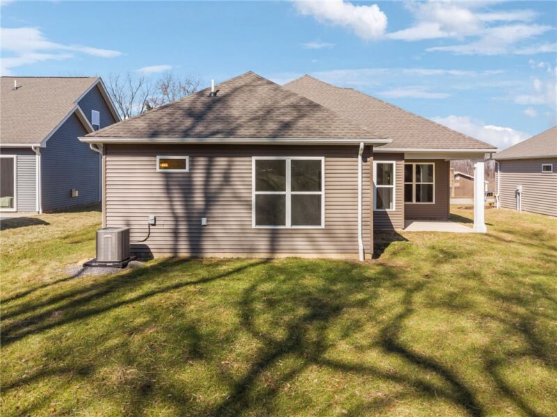 206 Walton Circle — photo 3