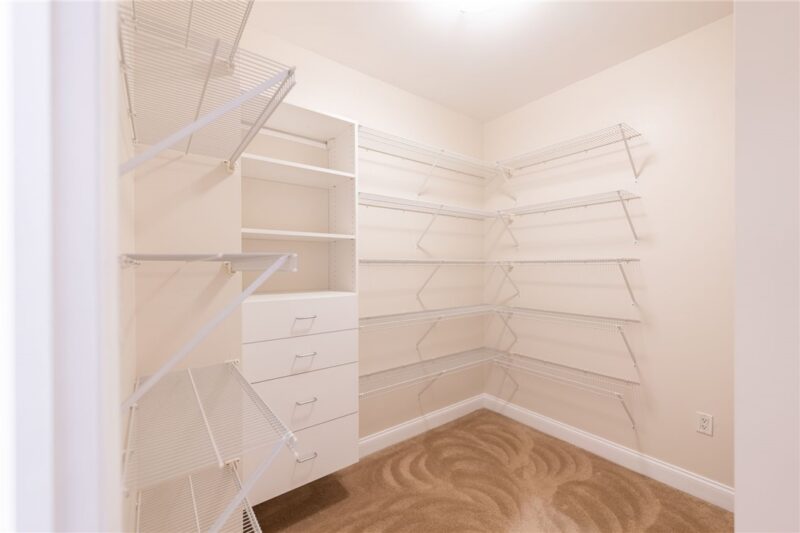 5859 Beacon Street 2003 — photo 6