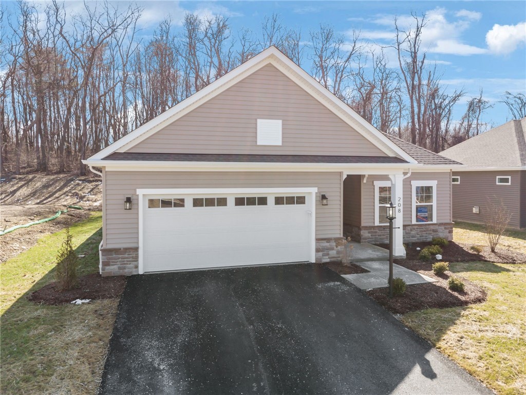 208 Walton Circle — photo 1