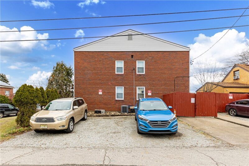 1111 Overland — photo 4