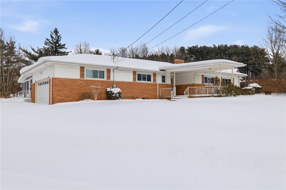 214 Sunset Drive — photo 1