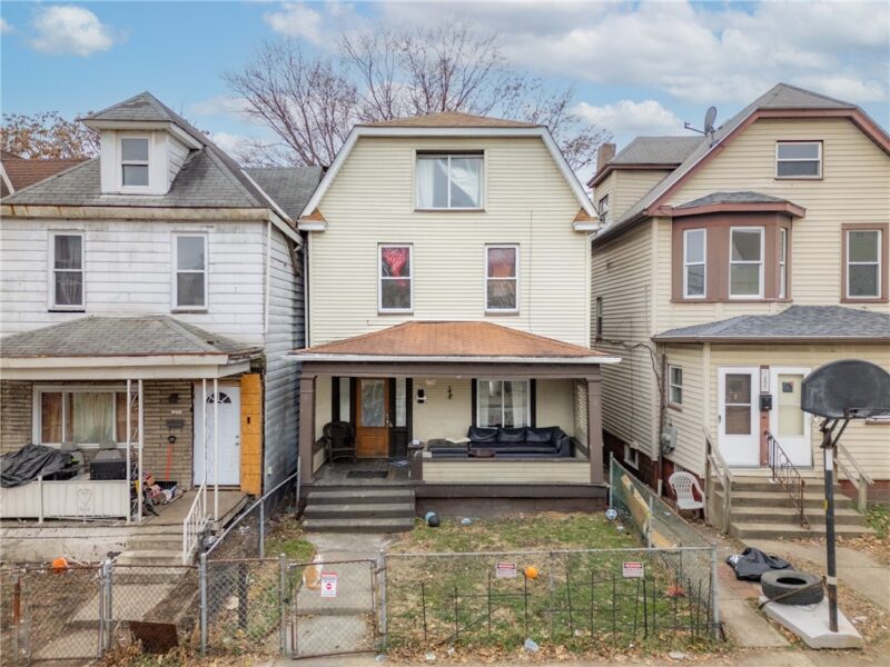 1233 Kenneth Avenue — photo 2