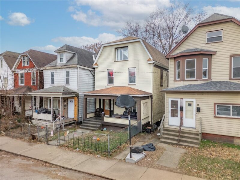 1233 Kenneth Avenue — photo 3