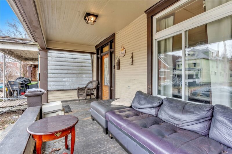 1233 Kenneth Avenue — photo 6