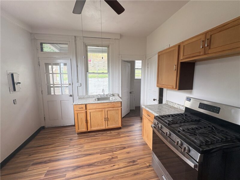 1730 Noble St 1726 — photo 4