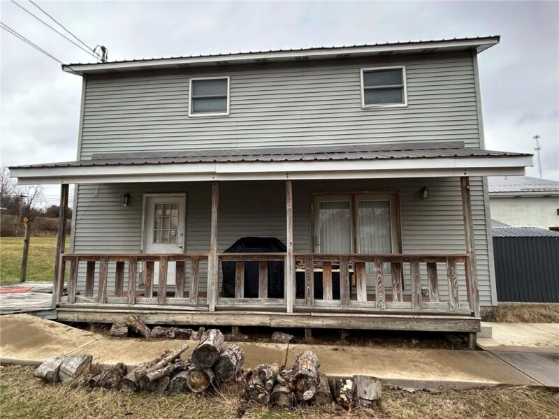 583 Mcclellandtown Rd — photo 2