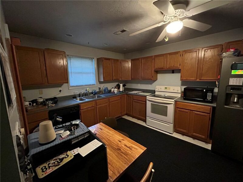 583 Mcclellandtown Rd — photo 3