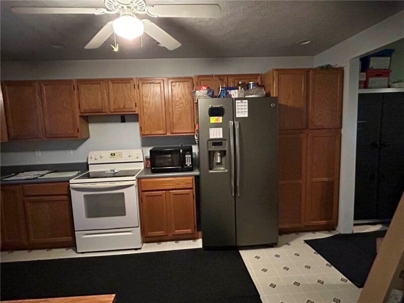 583 Mcclellandtown Rd — photo 4
