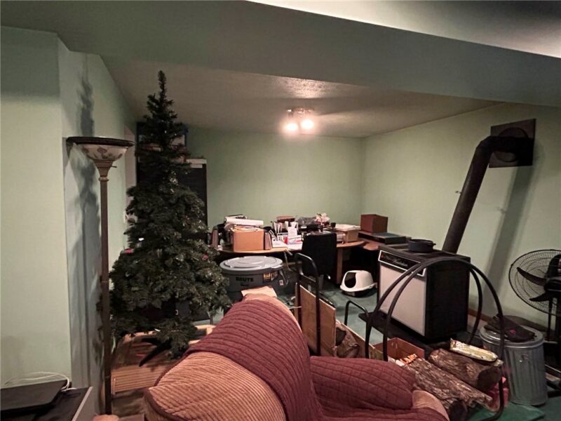 583 Mcclellandtown Rd — photo 6